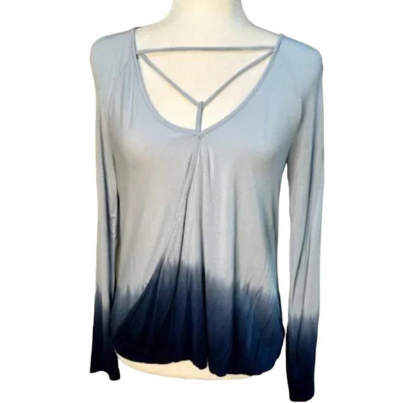 AMERICAN EAGLE Soft & Sexy Ombre Balloon Sleeve T Top with Neck Detail - size XS - Picture 1 of 7